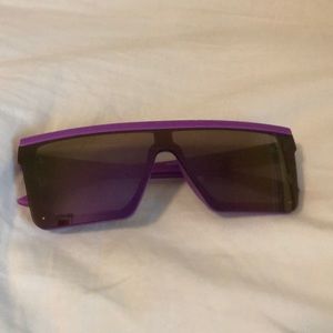 purple reflective sunglasses